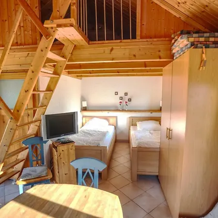 Hof Marienberg, 56340 Osterspai, Deutschland Wanderhuette 펜션 *